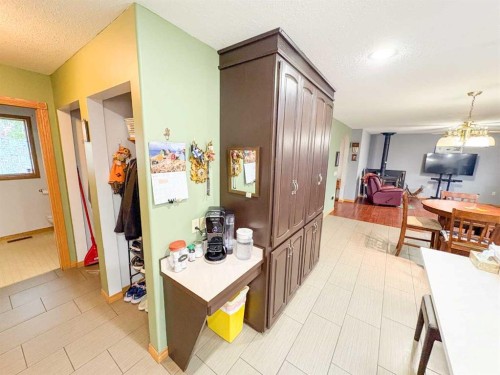 5216 51 Avenue, Valleyview, AB 