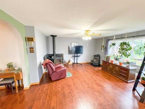 5216 51 Avenue, Valleyview, AB 