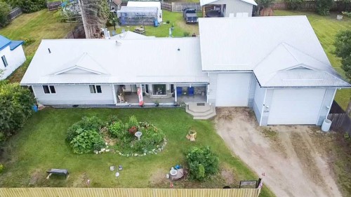 5216 51 Avenue  Valleyview, AB T4N 4B4