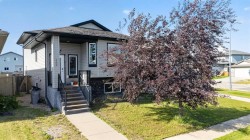 8606 102a Avenue Grande Prairie, AB T8X 0B5