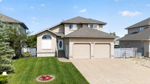 12605 Lakeshore Drive  Grande Prairie, AB T8X 8C6