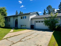 509 4th Street NE Mclennan, AB T0H 2L0