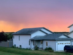 9804 102 Avenue Sexsmith, AB T0H 3C0