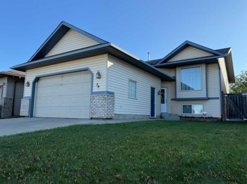 36 Pinnacle Way  Grande Prairie, AB T8W 2X6