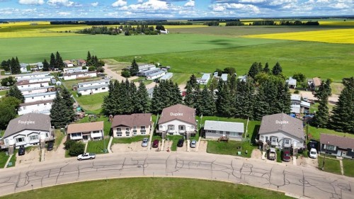5701,5703 Evergreen Drive  High Prairie, AB T0G 1E0