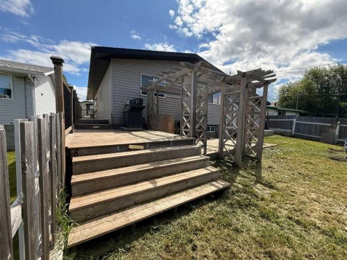4816 51 Street, Valleyview, AB 