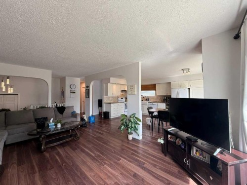 4816 51 Street, Valleyview, AB 