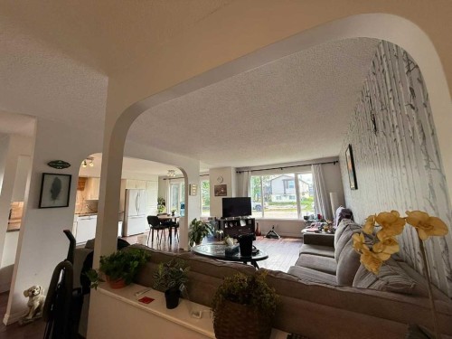 4816 51 Street, Valleyview, AB 