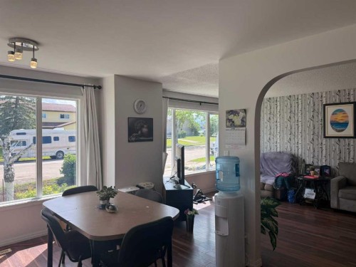 4816 51 Street, Valleyview, AB 