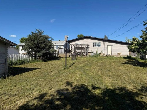4816 51 Street, Valleyview, AB 