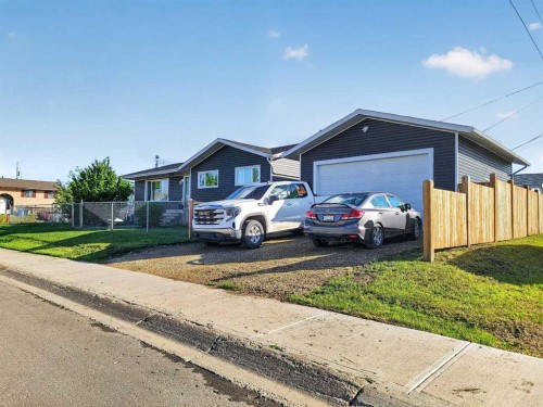 9704 94 Avenue, Wembley, AB - Outdoor