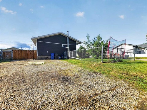 9704 94 Avenue, Wembley, AB - Outdoor With Exterior