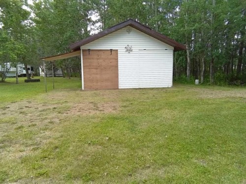 21  Peace River Avenue Peace River East, Joussard, AB 