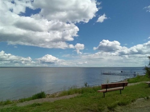 21  Peace River Avenue Peace River East, Joussard, AB 