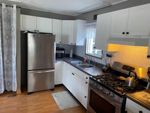 10404 101 Street, Fairview, AB 