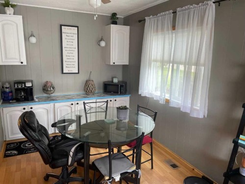 10404 101 Street, Fairview, AB 
