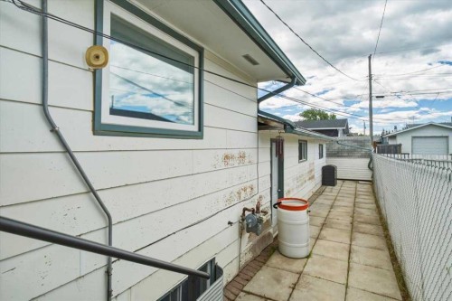 9703 95 Avenue, Wembley, AB 