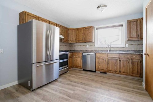 9703 95 Avenue, Wembley, AB 