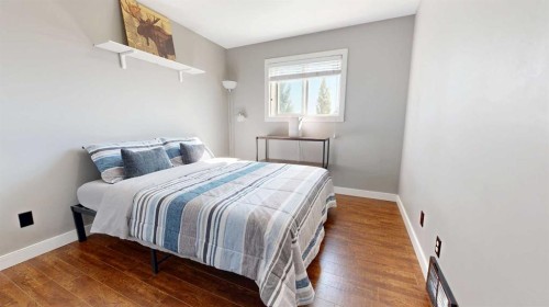 7901 Westpointe Drive, Grande Prairie, AB - Indoor Photo Showing Bedroom