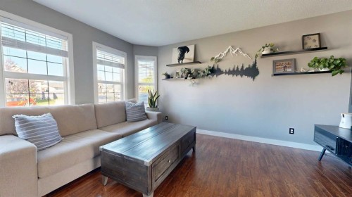 7901 Westpointe Drive, Grande Prairie, AB - Indoor Photo Showing Living Room