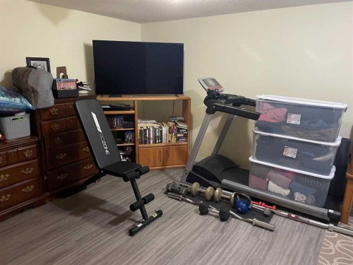 10705 111 Street, Fairview, AB 