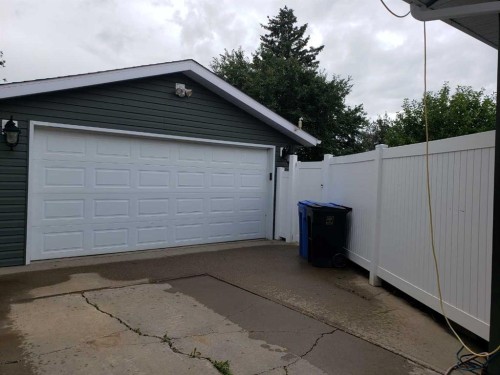 10213 106 Avenue, Fairview, AB - Outdoor With Exterior