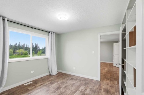 72077 Twp Rd 714A, Dimsdale, AB - Indoor Photo Showing Other Room