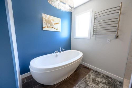9211 95 Avenue, Wembley, AB - Indoor Photo Showing Bathroom