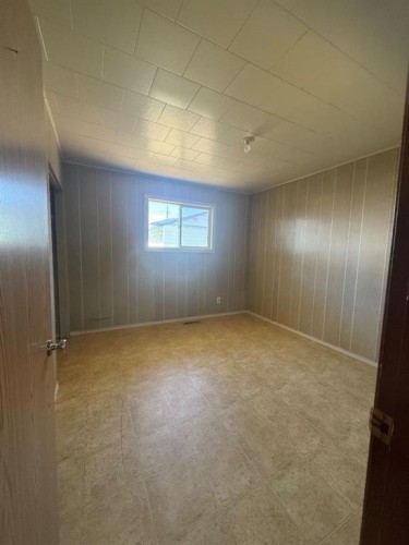 4807 O'Brien Drive, High Prairie, AB - Indoor Photo Showing Other Room