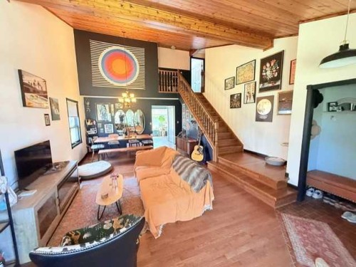 8801 101 Avenue, Peace River, AB - Indoor