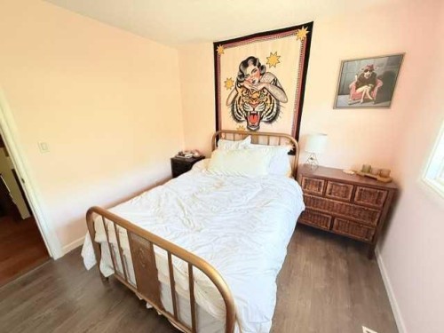 8801 101 Avenue, Peace River, AB - Indoor Photo Showing Bedroom