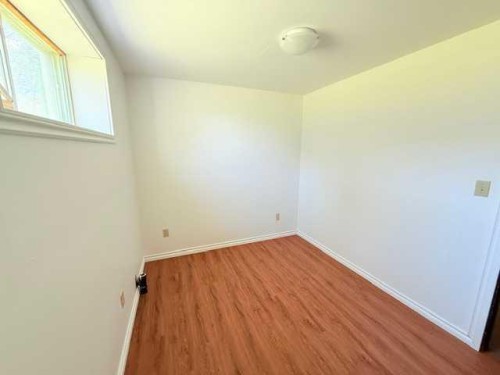8801 101 Avenue, Peace River, AB - Indoor Photo Showing Other Room