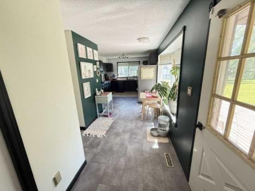 8801 101 Avenue, Peace River, AB - Indoor Photo Showing Other Room