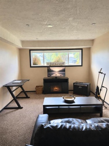 4408 56Th Avenue, High Prairie, AB - Indoor