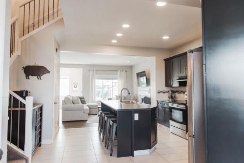 8852 96 Avenue, Grande Prairie, AB - Indoor Photo Showing Kitchen With Upgraded Kitchen