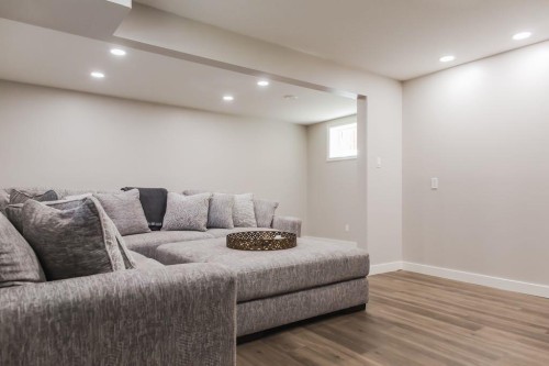 8852 96 Avenue, Grande Prairie, AB - Indoor