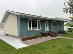 9610 79 Avenue  Peace River, AB T8S 1E6