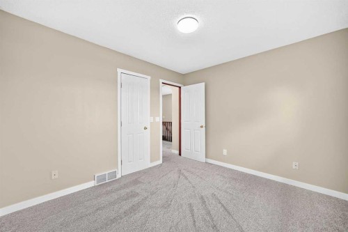 151 Applestone Park Se, Calgary, AB - Indoor Photo Showing Other Room