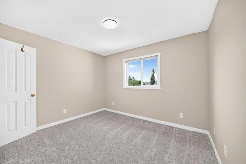 151 Applestone Park Se, Calgary, AB - Indoor Photo Showing Other Room
