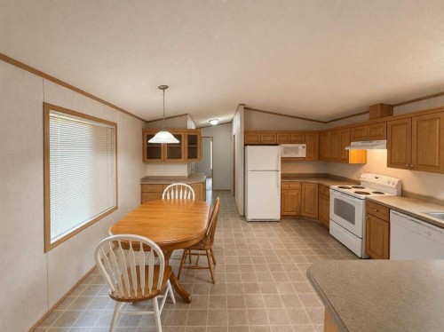 5104 48 Ave, Fort Vermilion, AB - Indoor Photo Showing Kitchen