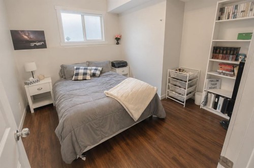 11078 67 Avenue, Grande Prairie, AB - Indoor Photo Showing Bedroom
