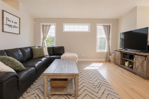 11078 67 Avenue, Grande Prairie, AB - Indoor Photo Showing Living Room