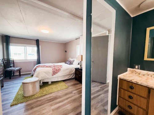 4540 48 Street, Rycroft, AB - Indoor Photo Showing Bedroom