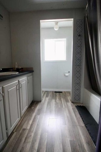 10204 112 Avenue, High Level, AB - Indoor Photo Showing Other Room