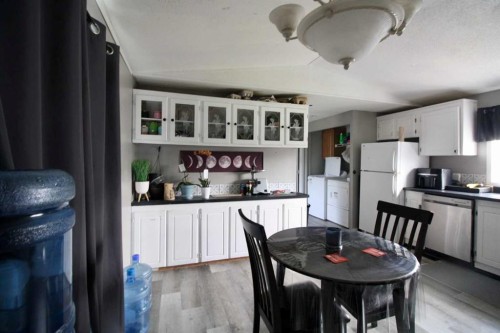 10204 112 Avenue, High Level, AB - Indoor