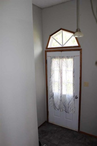 420 3Rd Street Ne, Manning, AB - Indoor Photo Showing Other Room