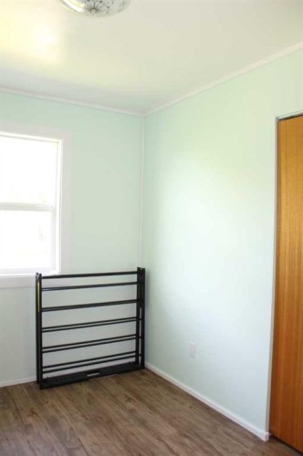 420 3Rd Street Ne, Manning, AB - Indoor