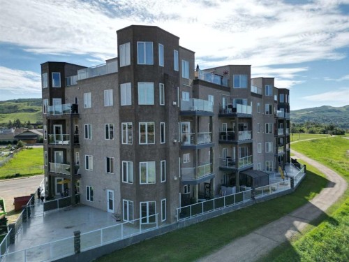 206-9810 94 Street  Peace River, AB T8S 0A1