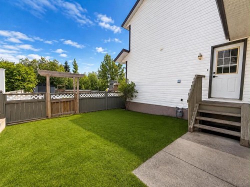 9337 Berge Drive, Grande Cache, AB - Outdoor