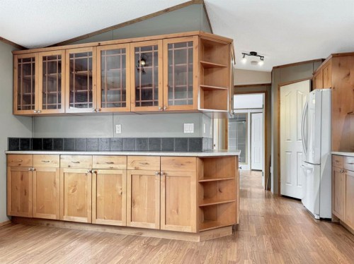 212 Mawdsley Crescent, Grande Cache, AB - Indoor Photo Showing Kitchen